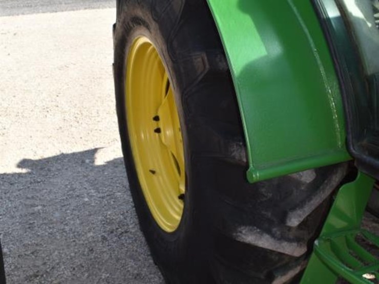 john-deere-5085m-image-6