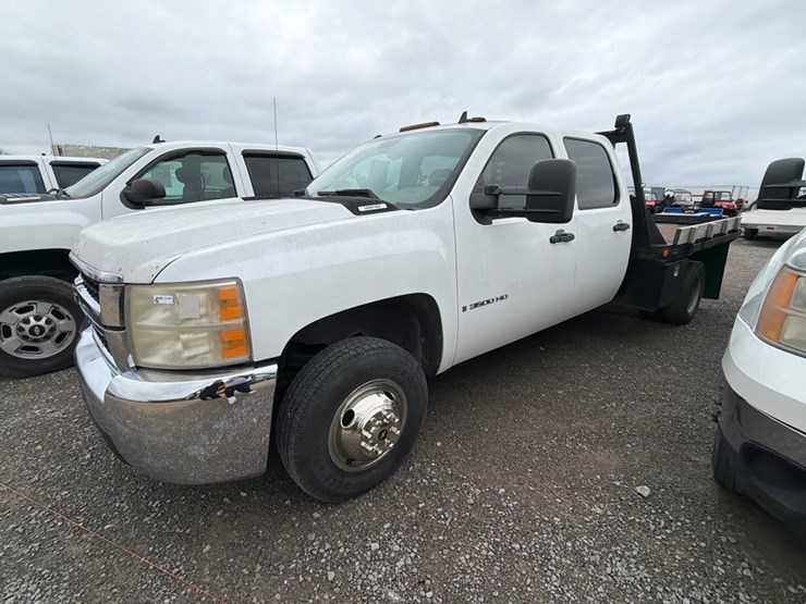 2007-chevrolet-3500hd-image-1