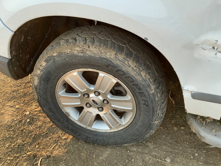2006-ford-explorer-image-9