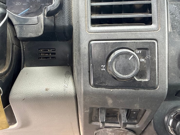 2017-ford-f250-image-46