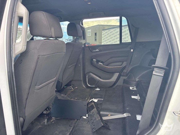 2019-chevrolet-tahoe-image-18