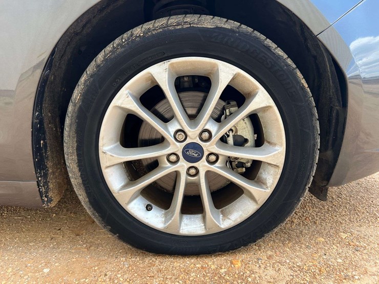 2019-ford-fusion-se-ecoboost-(139,836-miles)-image-14