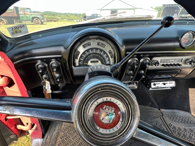 #101-•-1953-ford-victoria-crestline-(no-title)-image-10