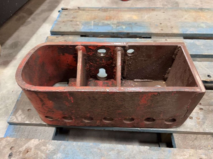 (3)-tractor-pulling-suitcase-weight-brackets-image-7