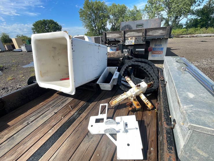 2012-sdp-ez-hauler-5500-image-65