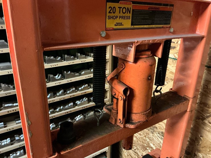 #109-•-central-hydraulics-32879-20-ton-shop-press-image-6