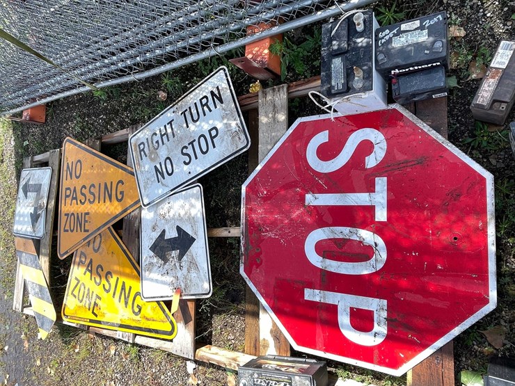 #10640-•-(7)-signs-image-1