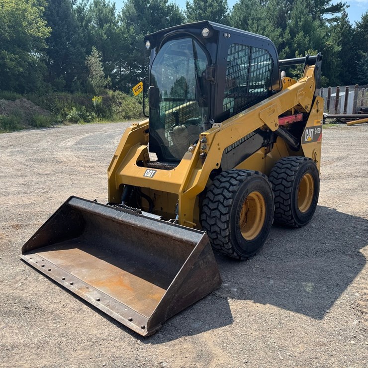 CATERPILLAR 242D