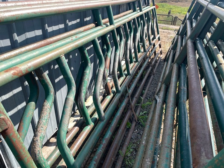 #6229-•-(3)-12'-feeder-gates-image-5