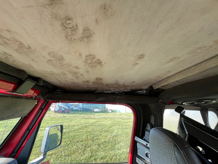 1999-jeep-wrangler-image-22