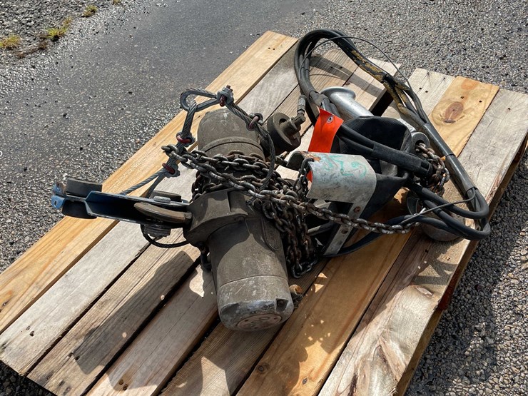 #10531-•-gardner-pneumatic-chain-hoist-image-3