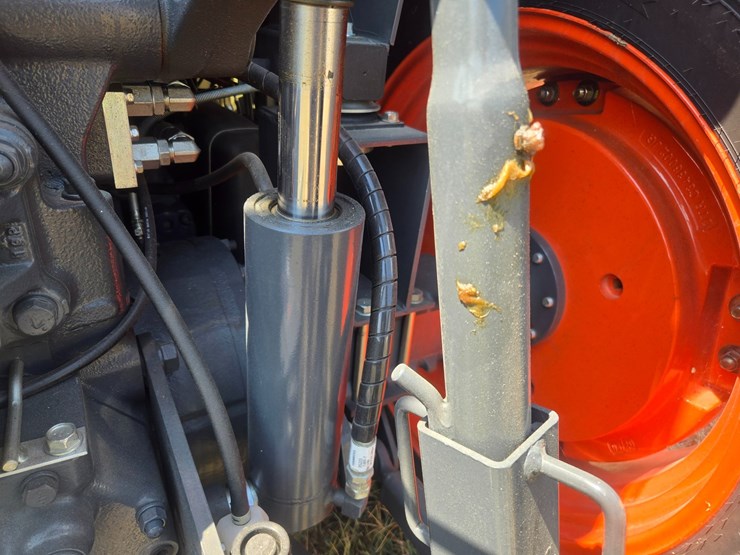 kubota-m6-111-image-62
