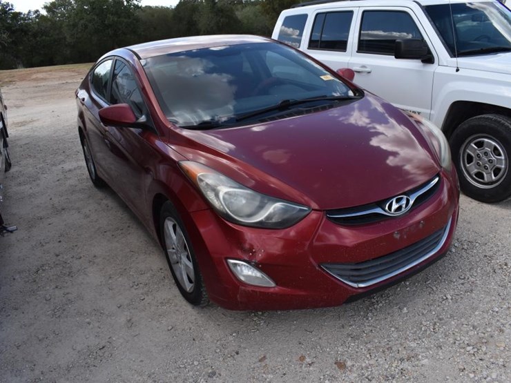 2014-hyundai-elantra-(vin-#-5npdh4ae7dh448028)-(showing-appx-181,723-miles,-image-2