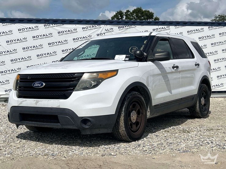 2015-ford-explorer-image-1