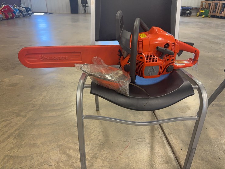 husqvarna-chainsaw-image-1