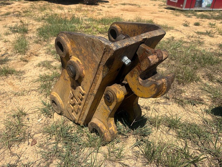 2000-caterpillar-426c-it-image-39