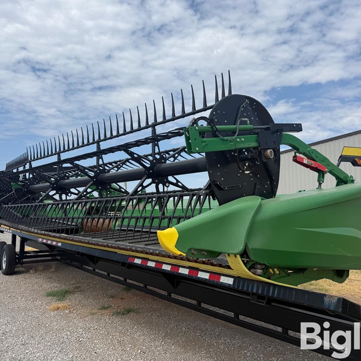 2022 JOHN DEERE HD35R