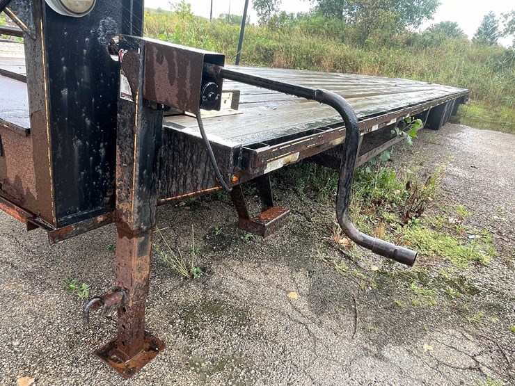 #10501-•-2016-delta-gooseneck-flatbed-(has-wi-title)-image-20