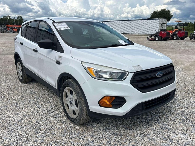 2017-ford-escape-image-2