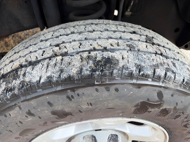 2013-ford-f350-image-11