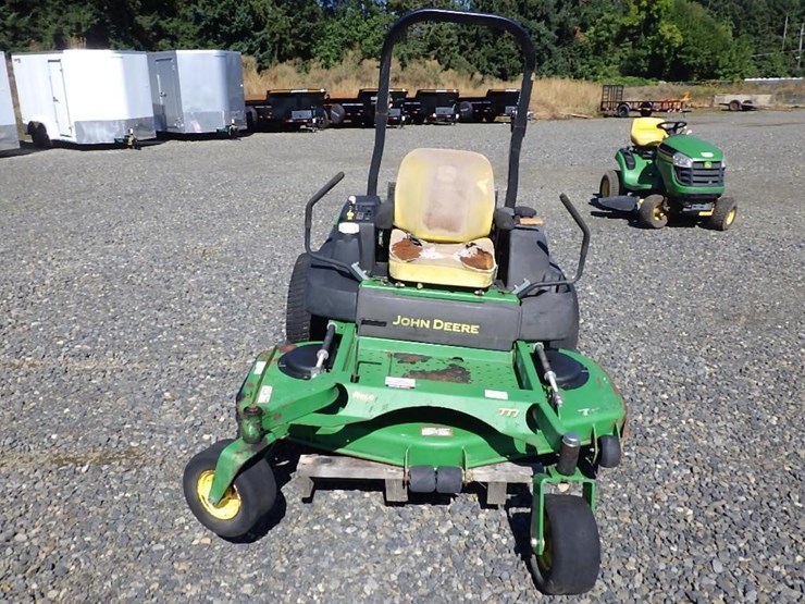 john-deere-777-image-8