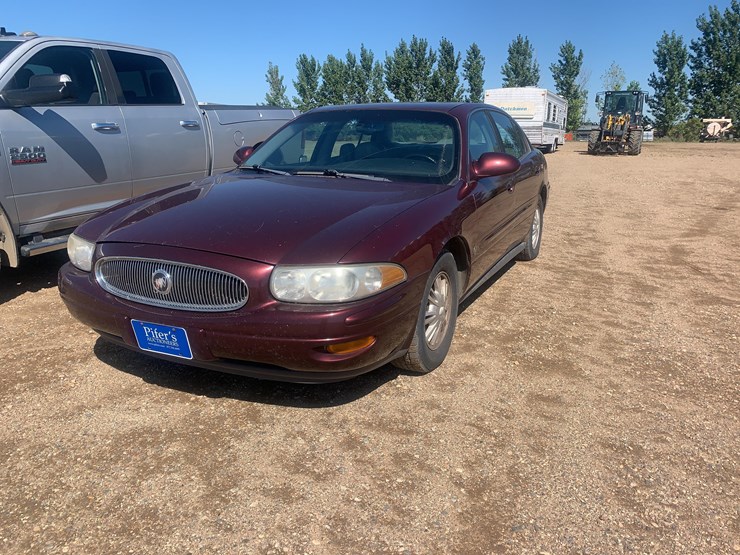 2005-buick-lesabre-image-1
