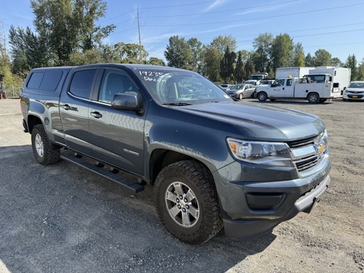 2019-chevrolet-colorado-image-2