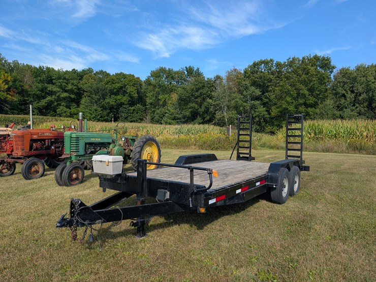 #121-•-2015-horse-creek-15-ton-trailer-(has-wi-title)-image-1