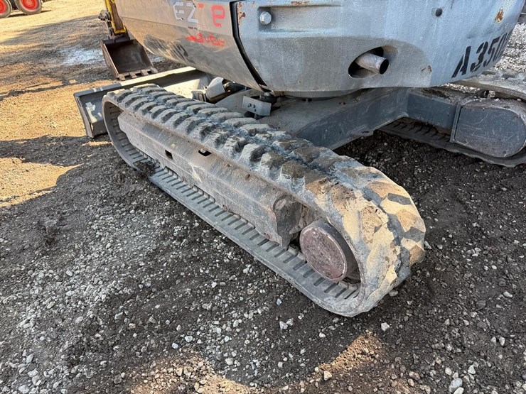 2017-wacker-neuson-ez38-image-15