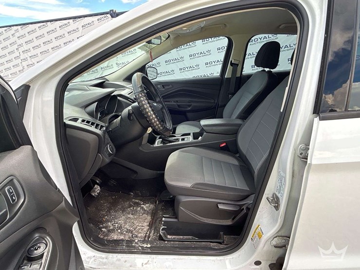 2017-ford-escape-image-12
