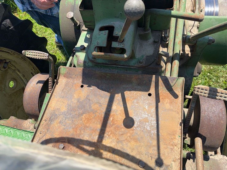 john-deere-70-image-33