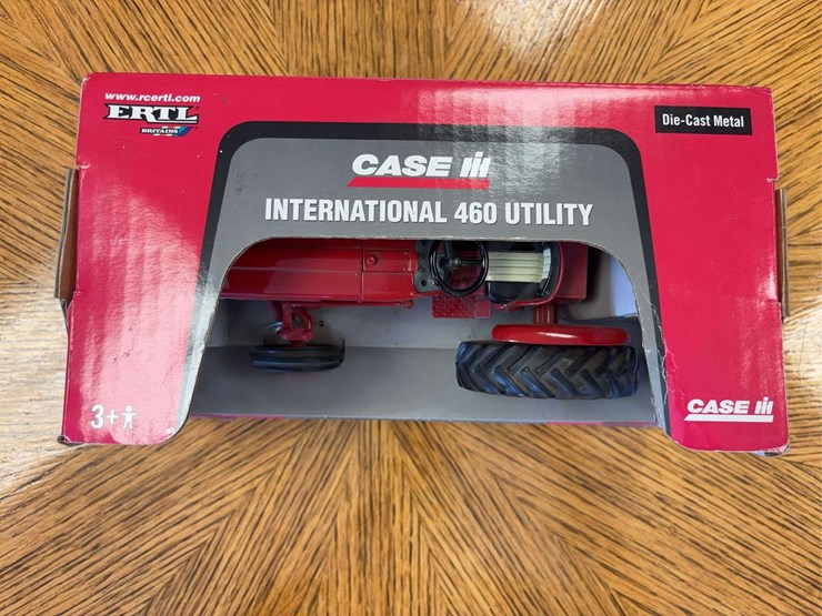 1/16-international-460-utility-image-9