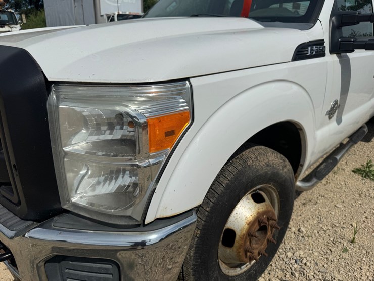 2012-ford-f350-image-10