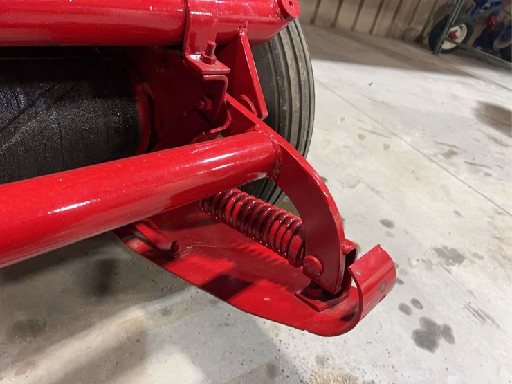 international-harvester-2a-6’-hay-conditioner-image-42