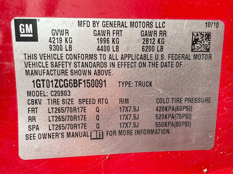 2010-gmc-2500-image-40