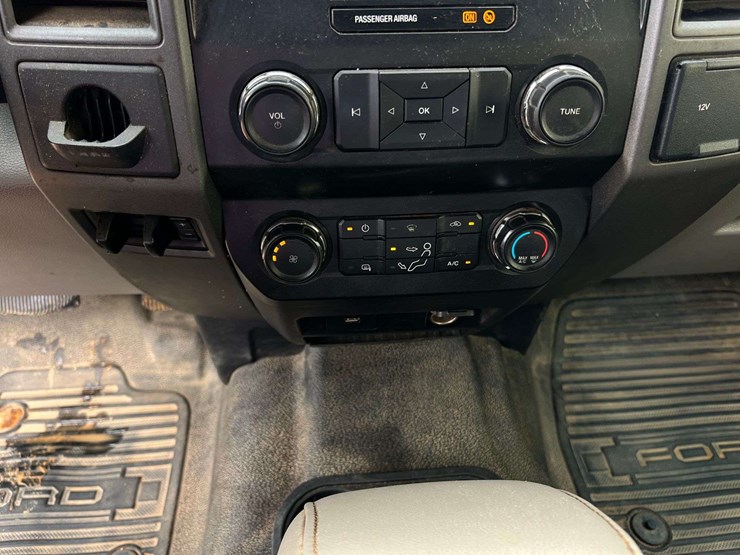 2019-ford-f450-image-29