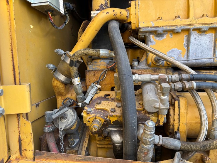 1999-caterpillar-163h-vhp-image-31