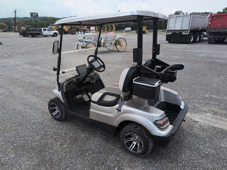 #189-•-2024-icon-2-passenger-electric-image-4