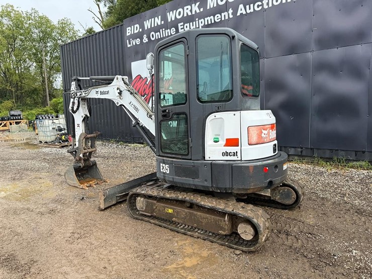 bobcat-e35-image-2