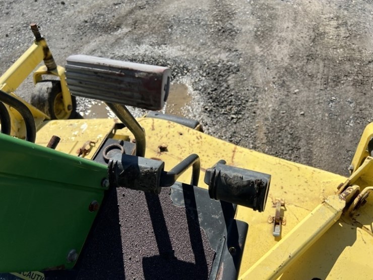 john-deere-f1145-image-22