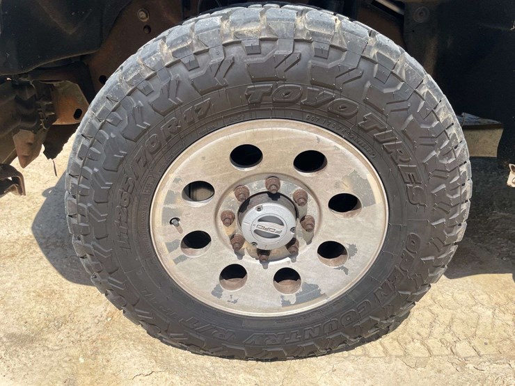 2011-ford-f250-image-19