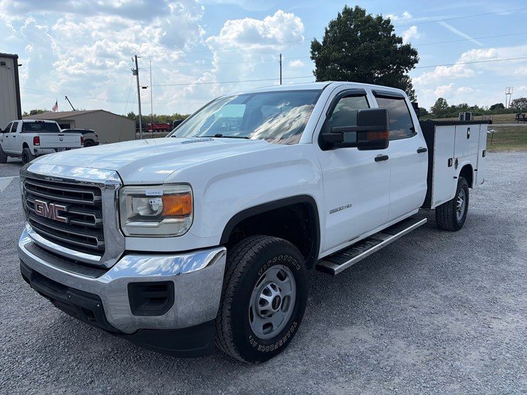 #251-•-2015-gmc-sierra-service-truck-image-1
