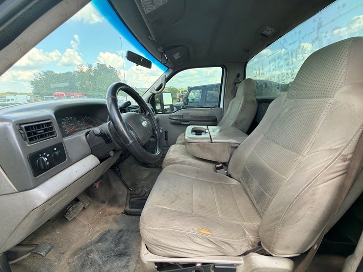 2001-ford-f250-xl-image-14