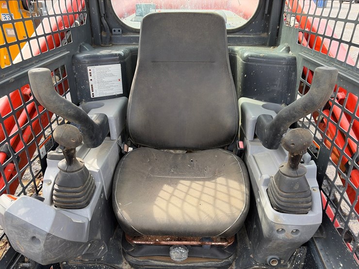 kubota-svl95-2s-image-12