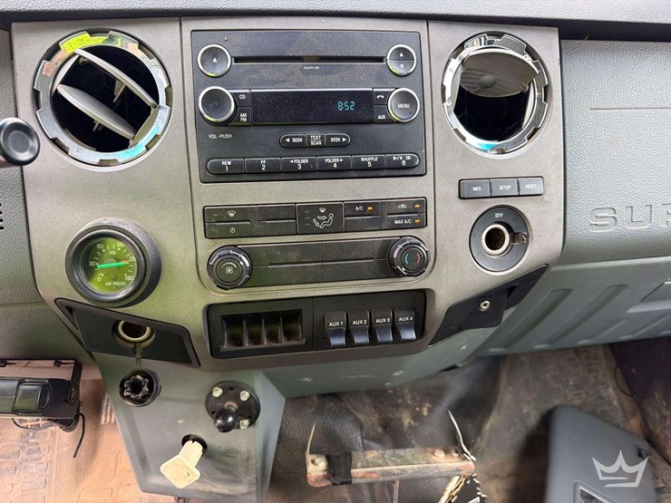 2011-ford-f650-image-7