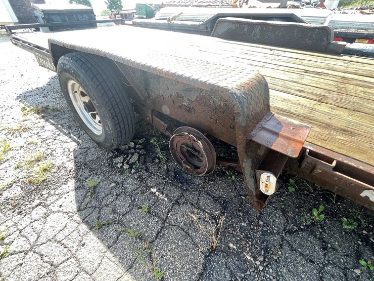 #10507-•-houle-dove-tail-trailer-(no-title)-image-9
