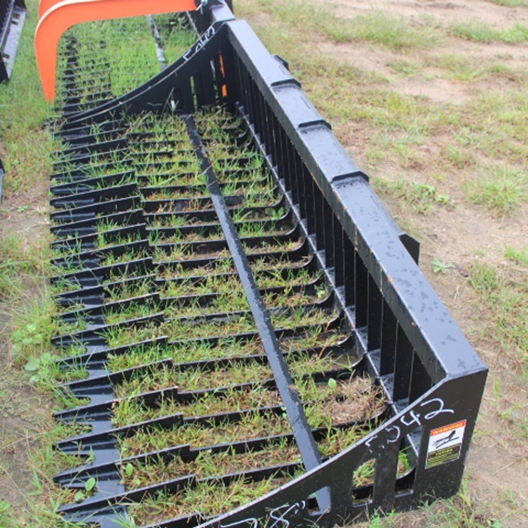 #5042 • 78'' skid steer rock bucket