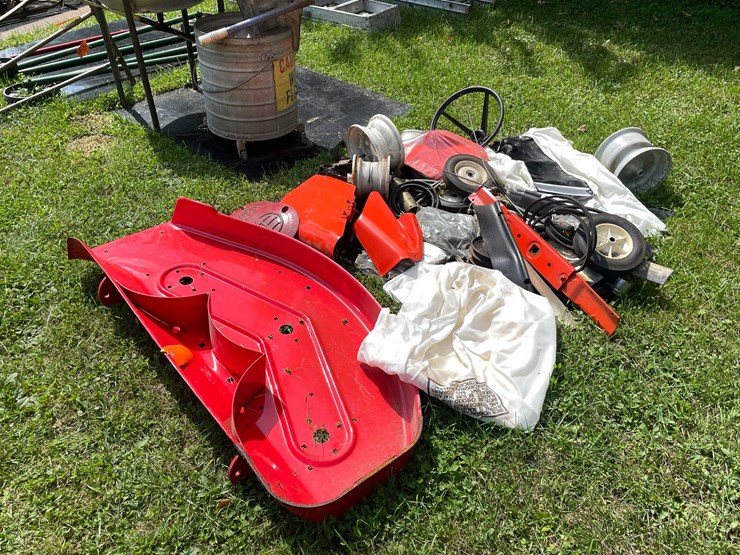 #1649-•-misc.-tractor-parts-image-1