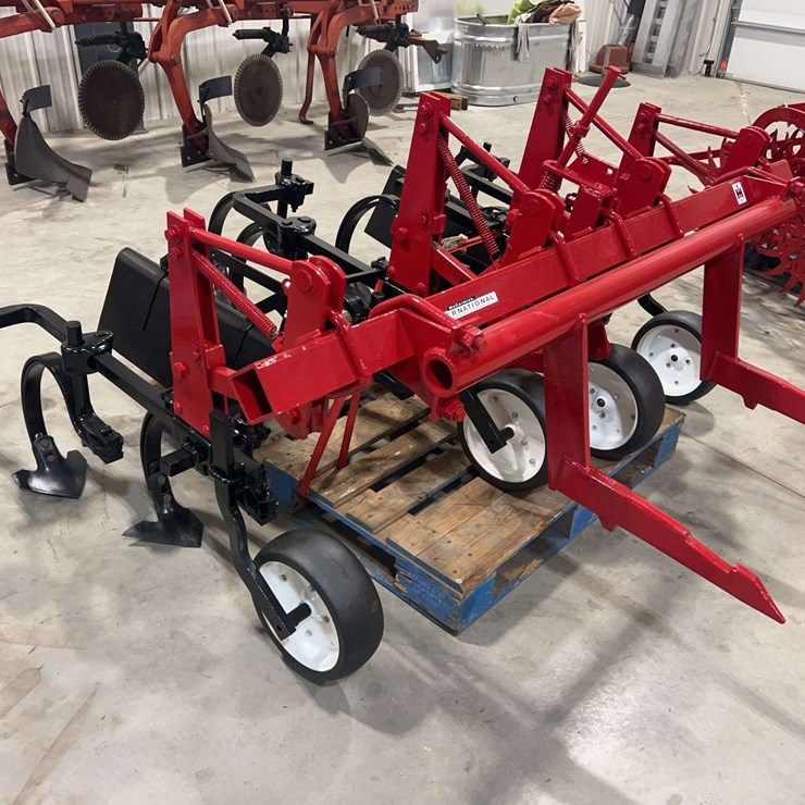 International Harvester Fast-Hitch Two Row Cultivator with Tunnel Shields
