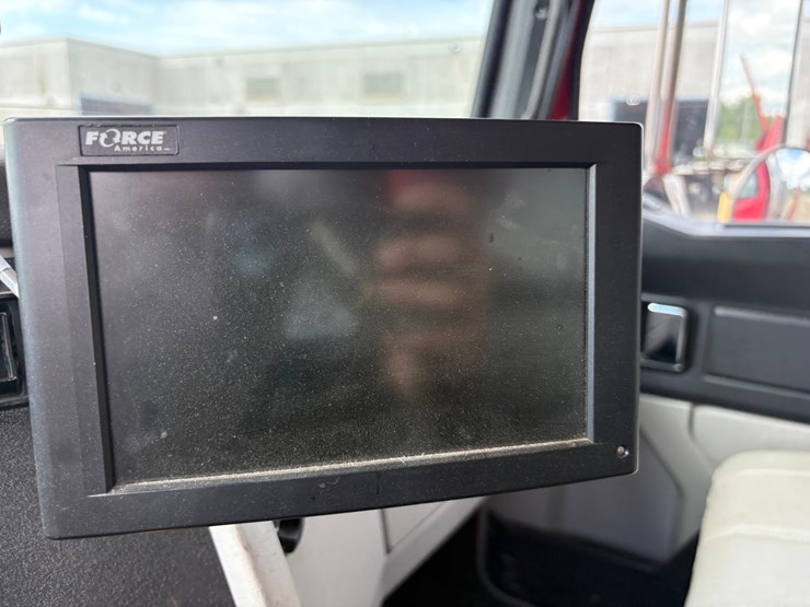 2018-western-star-4700sf-image-141